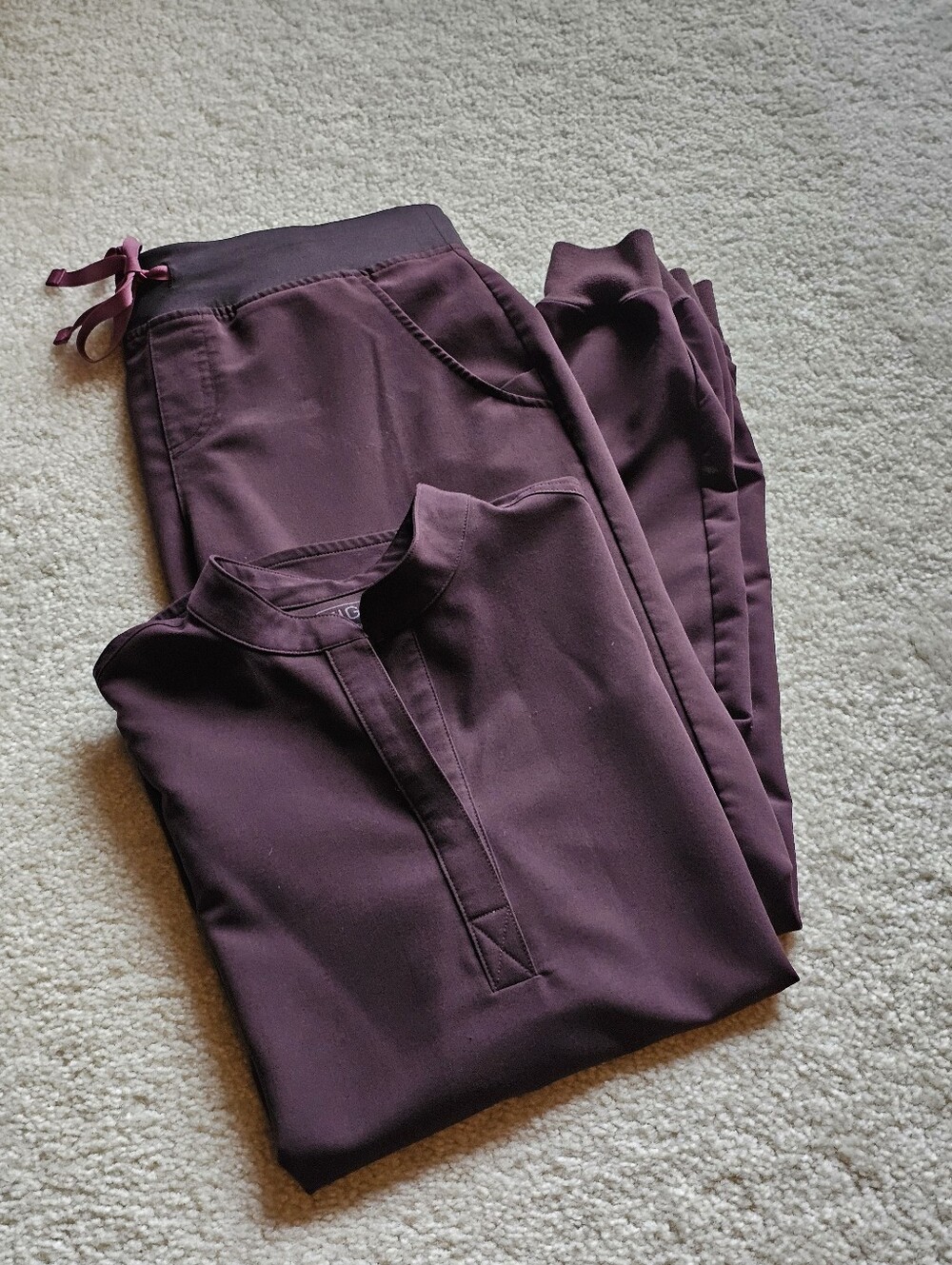 Figs Espresso Zamora Scrub Set - Picture 6 of 6